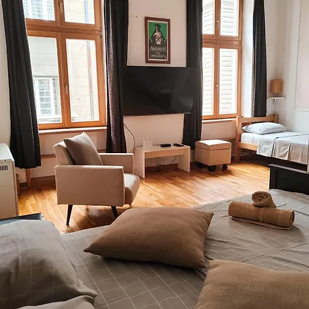 Republic Square Apartment Belgrad